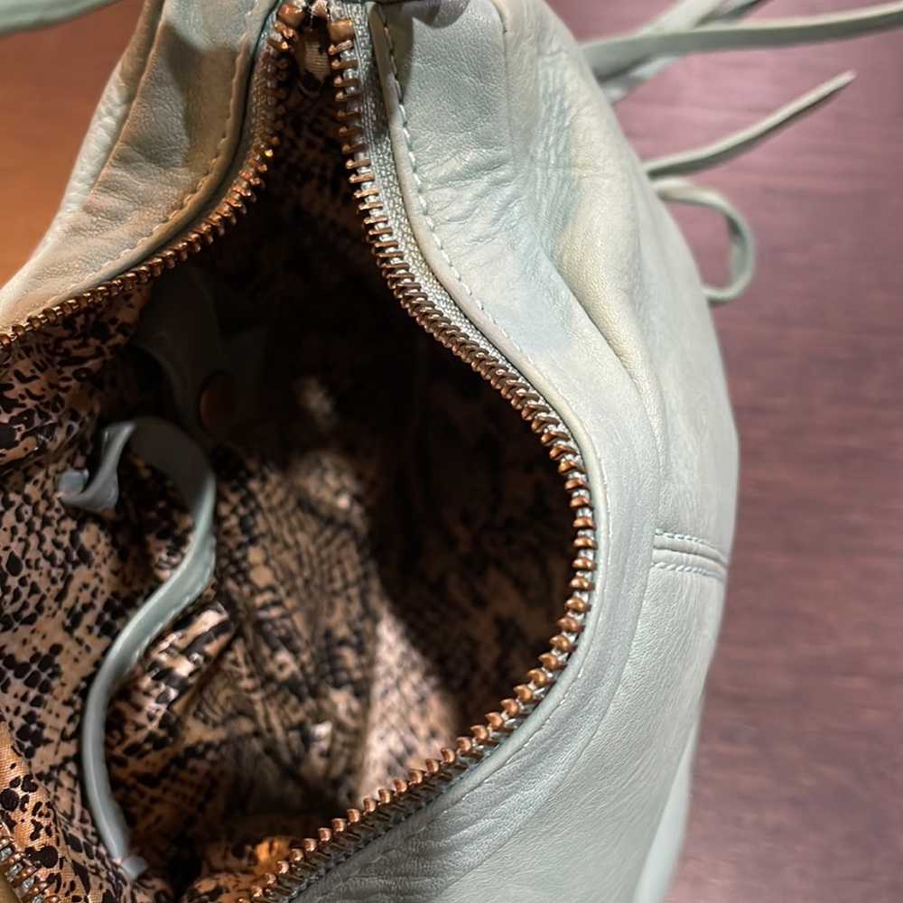 Handbag - Picture 13 of 14